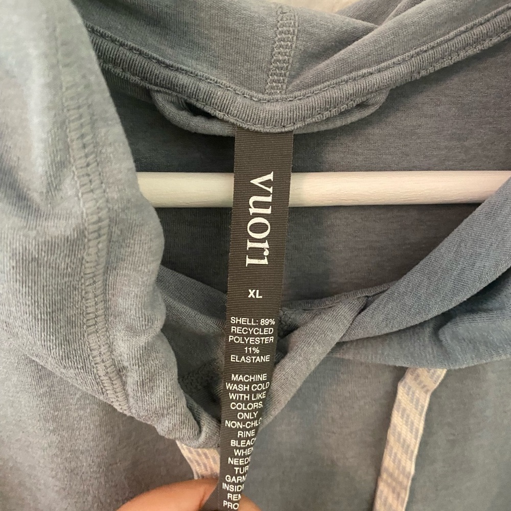 Vuori Slate Blue Hooded Top - Picture 3 of 5